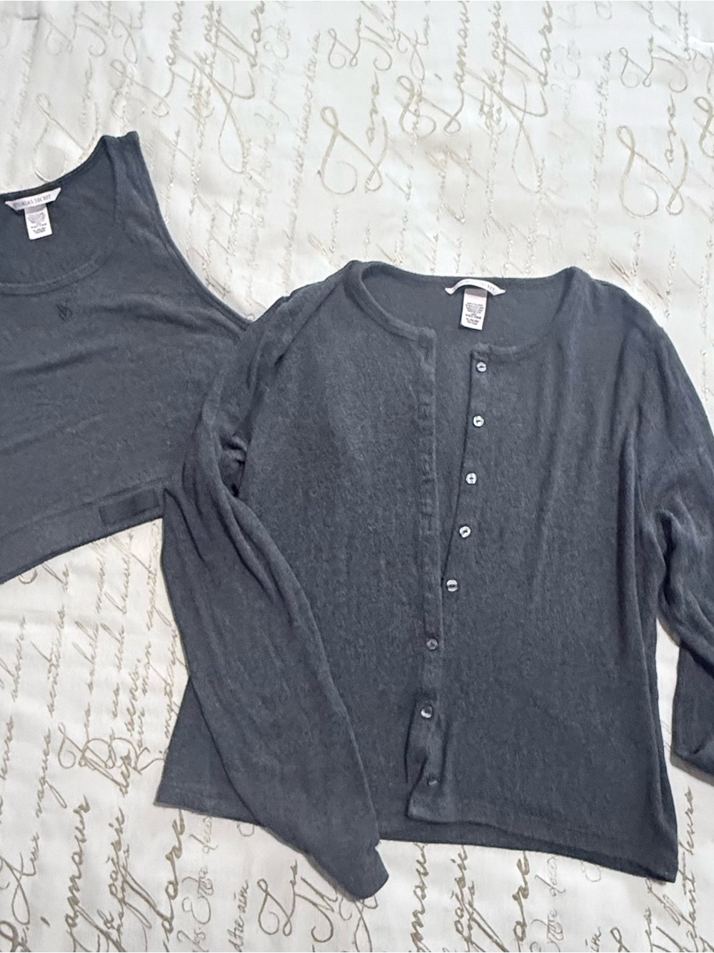 Victorias Secret XL Gray Cardigan& Tank 2 Piece Lounge Set